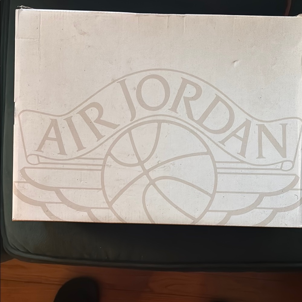 Jordan Wall Decor in Cream
